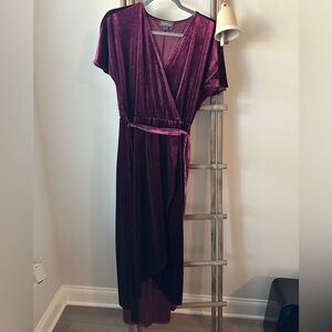 Women’s Size Small Velvet-like High Low V-Neck Dark Magenta Dress